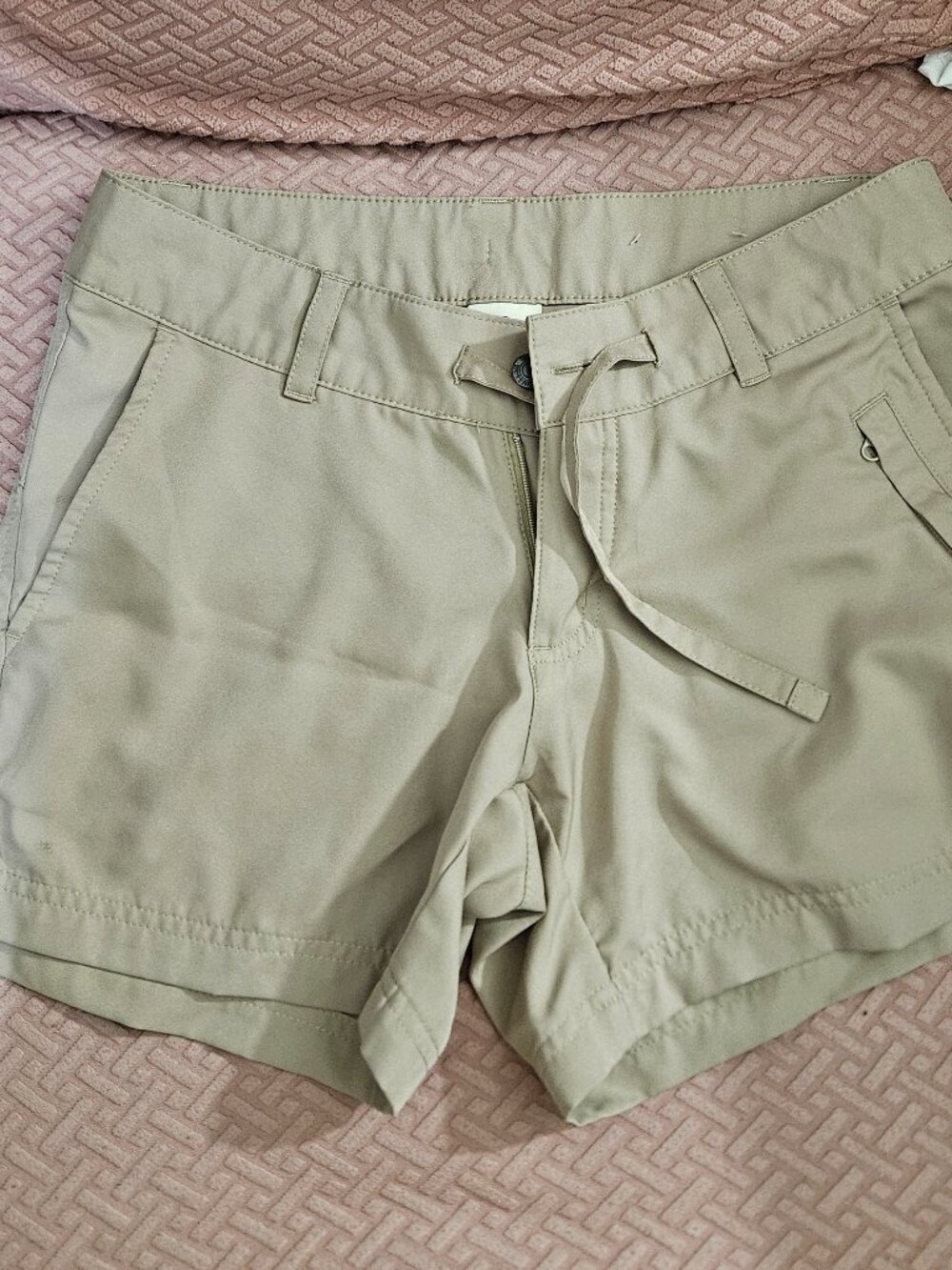Shorts - Picture 2 of 8